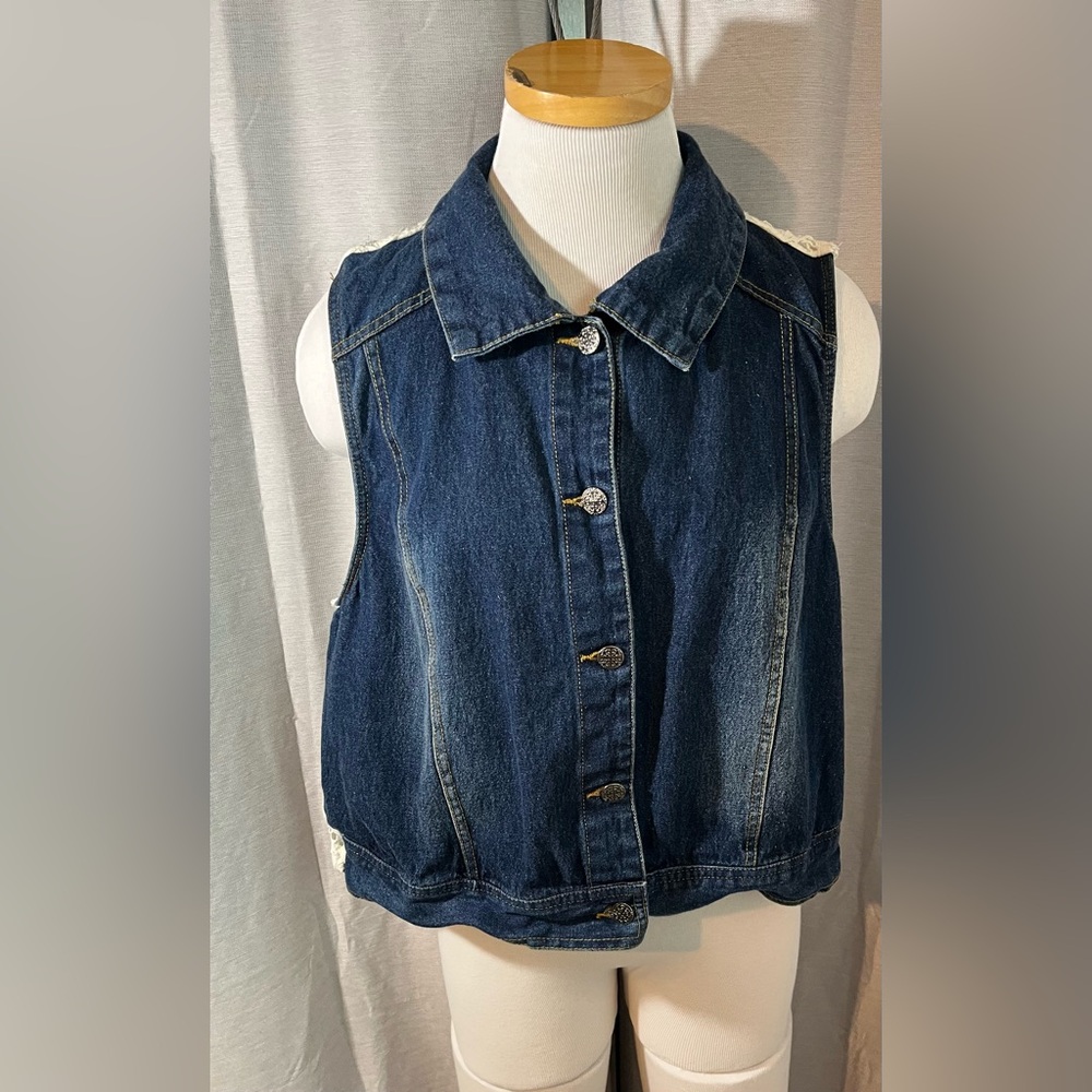 Indigo Thread Co Sleeveless Denim Jacket For Women Size L [H-41]